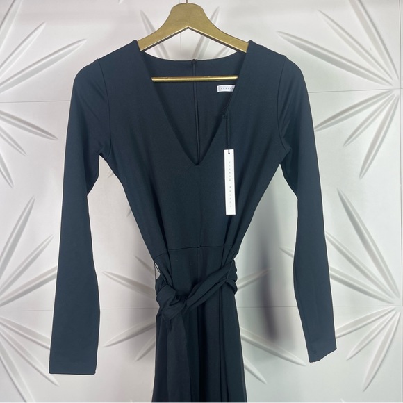 Susana Monaco Low V Jumpsuit in Black 🖤 - Picture 8 of 10